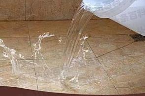 乌审漏水维修 免砸砖防水材料该如何施工